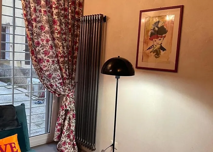 Apartment Pink House Secret Spot In Rom