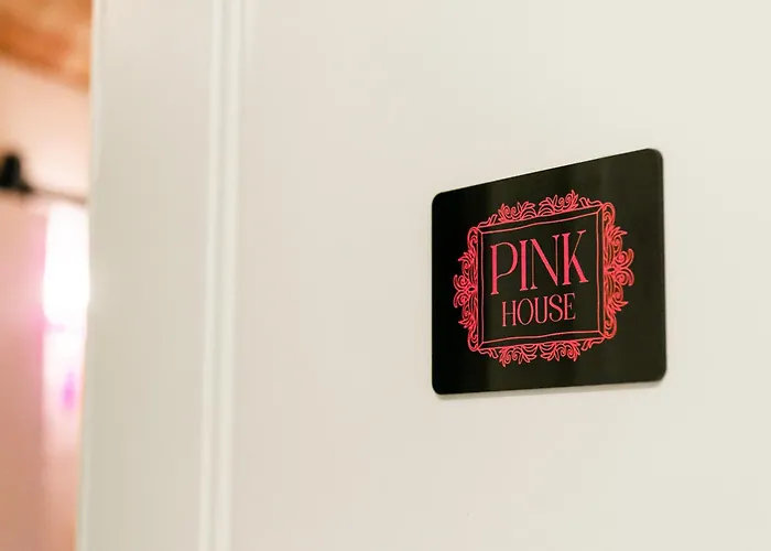 Apartment Pink House Secret Spot In